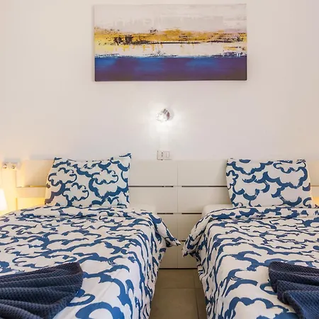 Suntower Arona - Seaviews & Pool - Next To Appartement