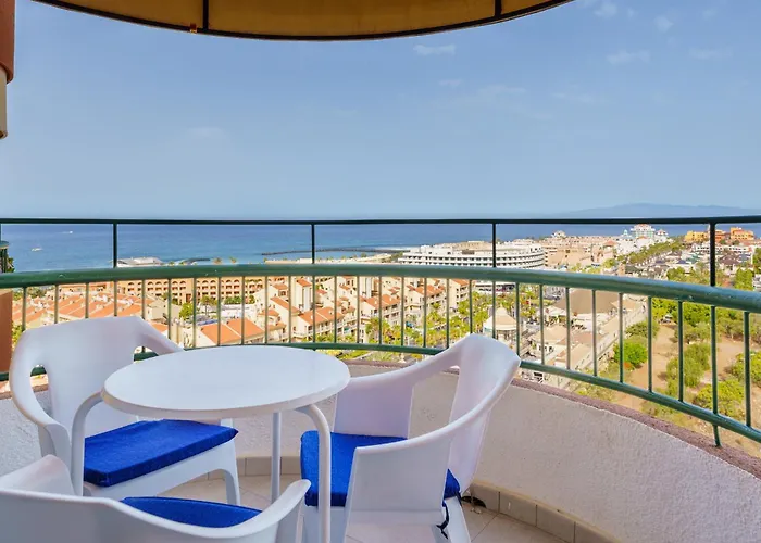Suntower - Seaviews & Pool - Next To Apartamento Arona (Tenerife)