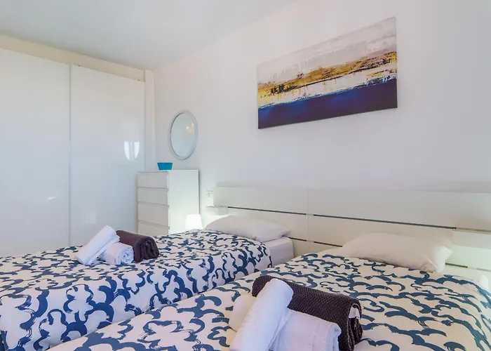 Suntower - Seaviews & Pool - Next To Apartamento Arona (Tenerife)