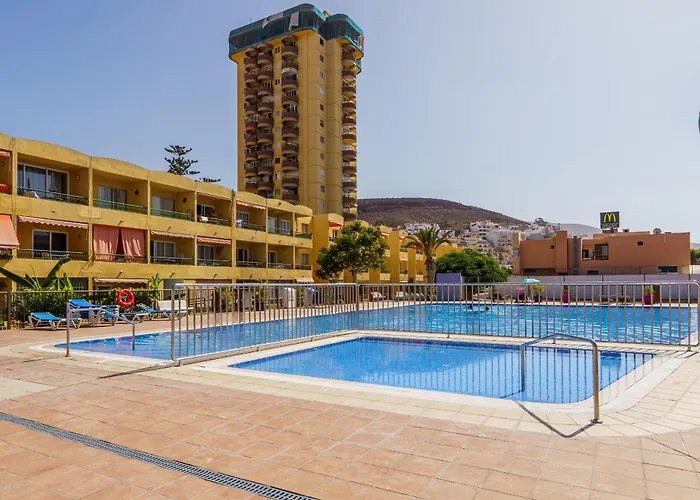 Suntower - Seaviews & Pool - Next To Apartamento *